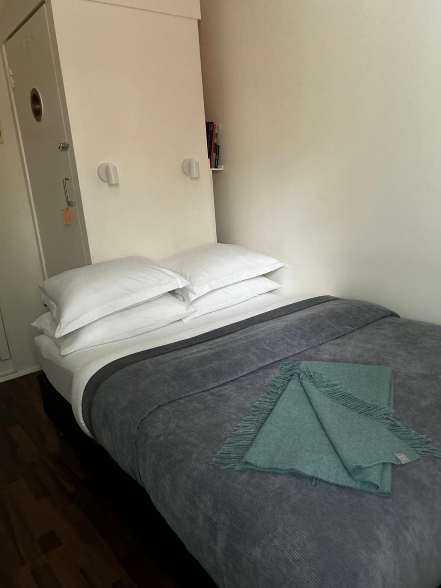 Studio 104- Free Parking Onsite -Private Entrance Reykjavík Dış mekan fotoğraf